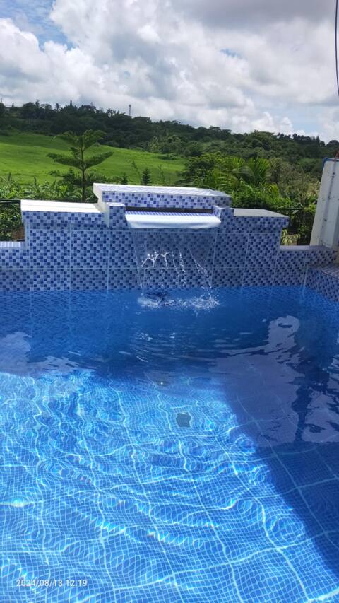 Entire House & swimming pool Tagaytay foggy hills
