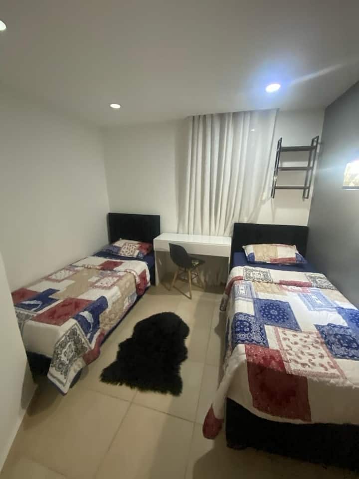 საძინებელი 1