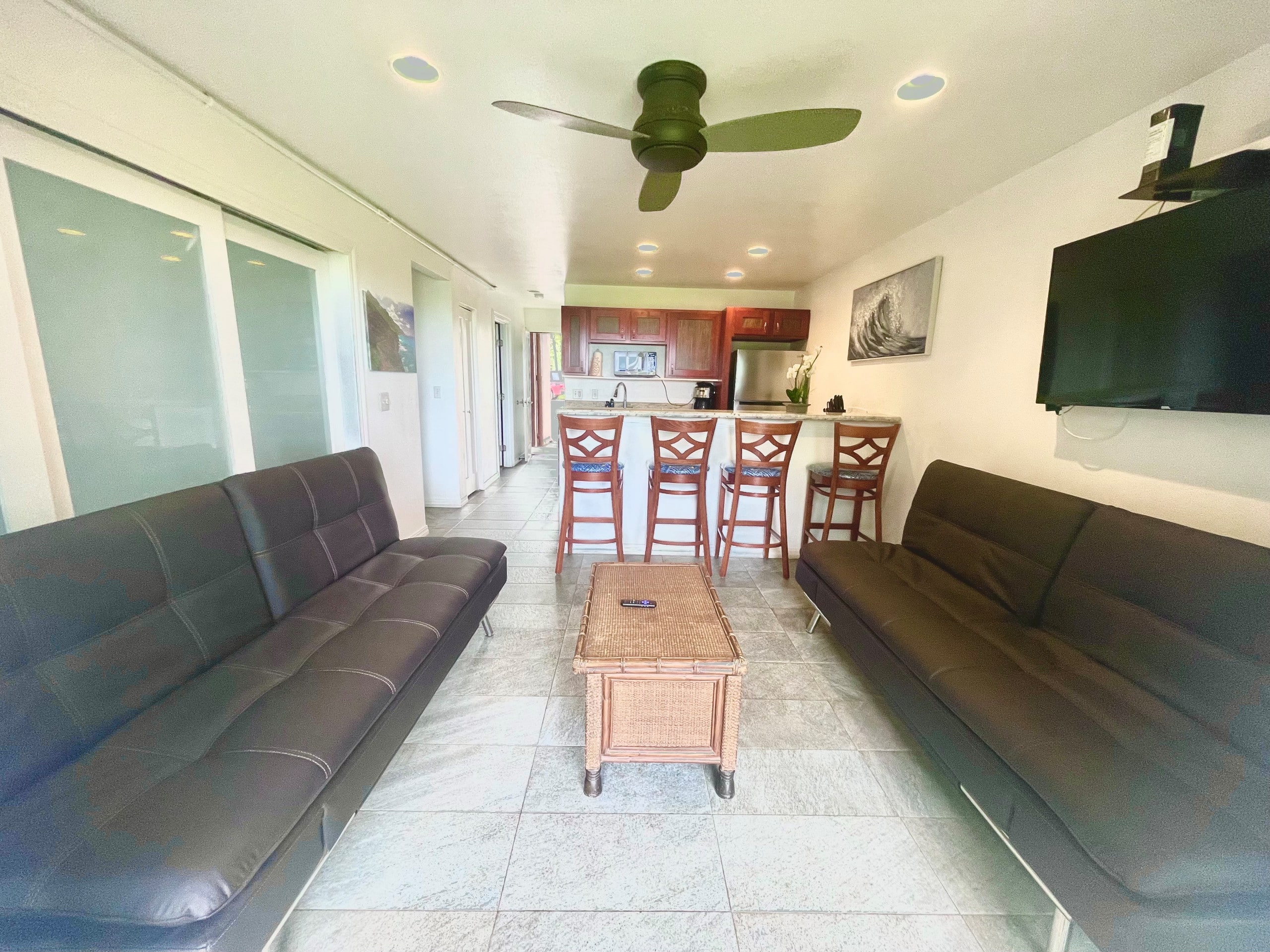 Condo in Kapaa · ★4.64 · 2 bedrooms · 2 beds · 1.5 private baths - Image 3