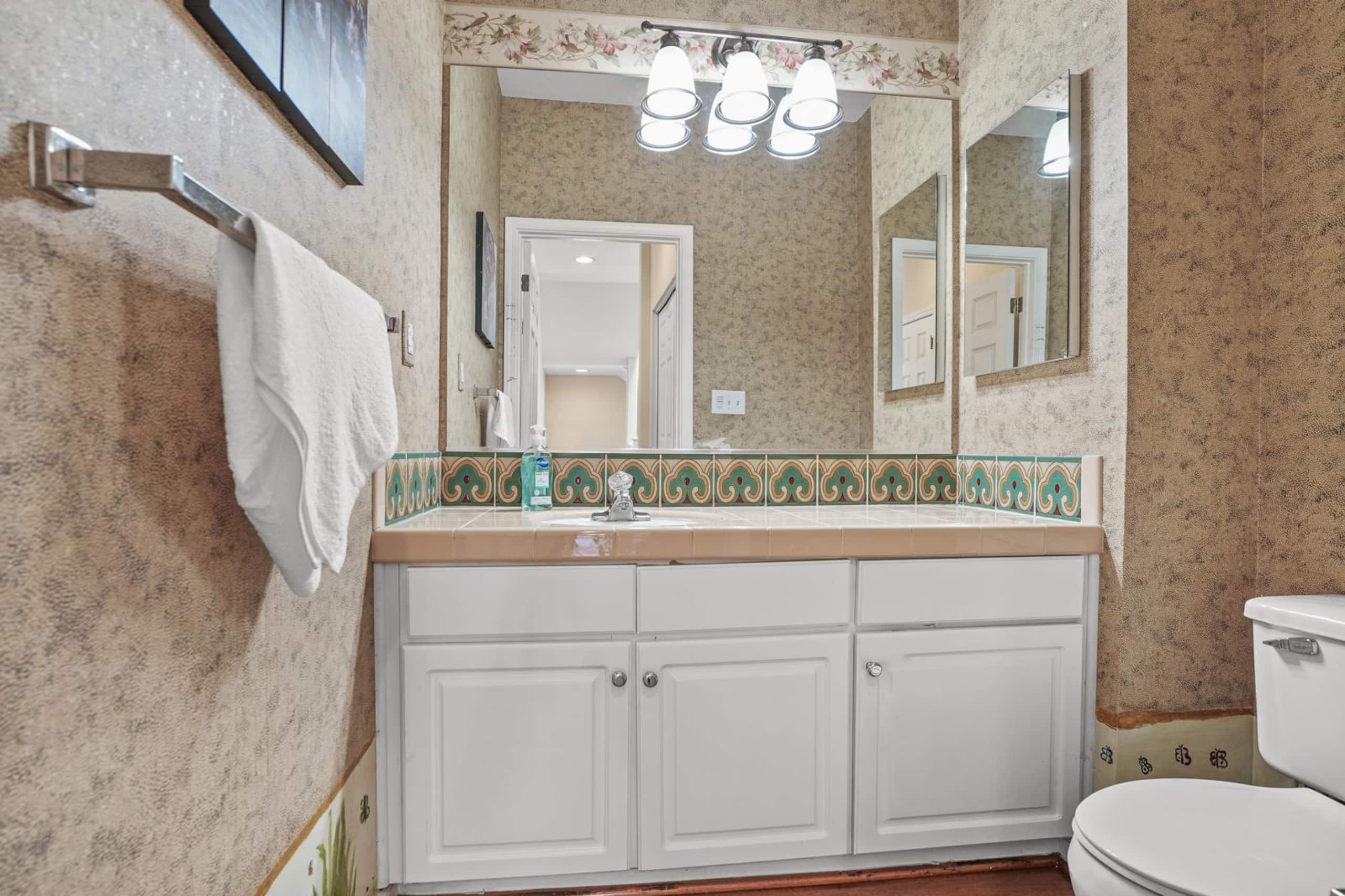 Home in San Francisco · ★4.87 · 4 bedrooms · 4 beds · 2 baths - Image 26