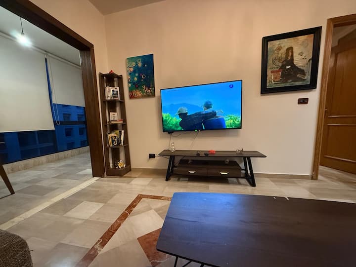 Charming 1-br Apt In Heart Of Hamra-cozy & Stylish - Beirut