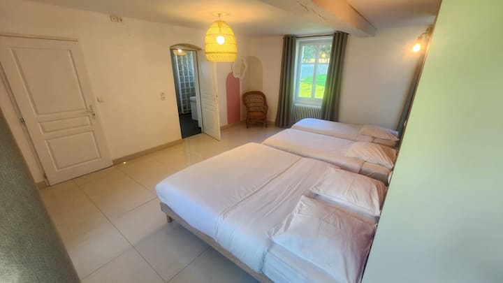 საძინებელი 2