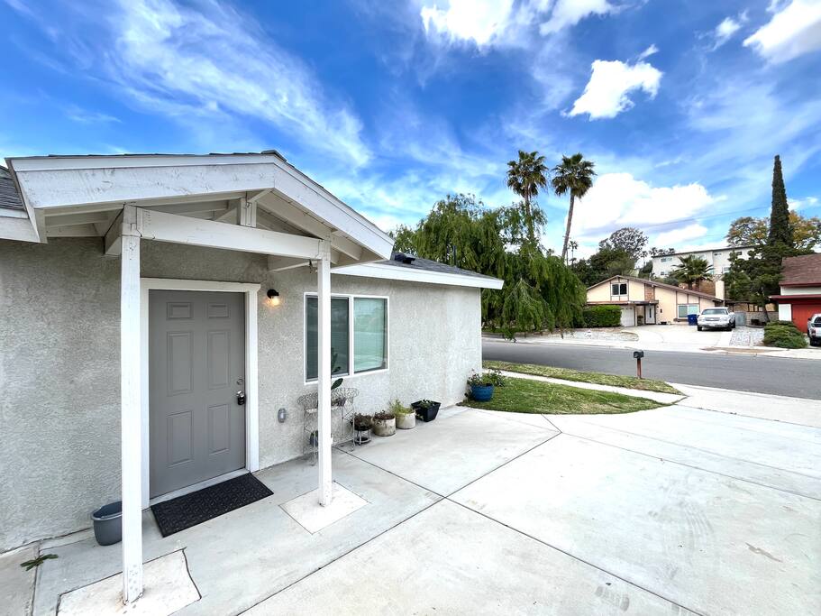 Airbnb Heart of Riverside Guesthouse near UCR