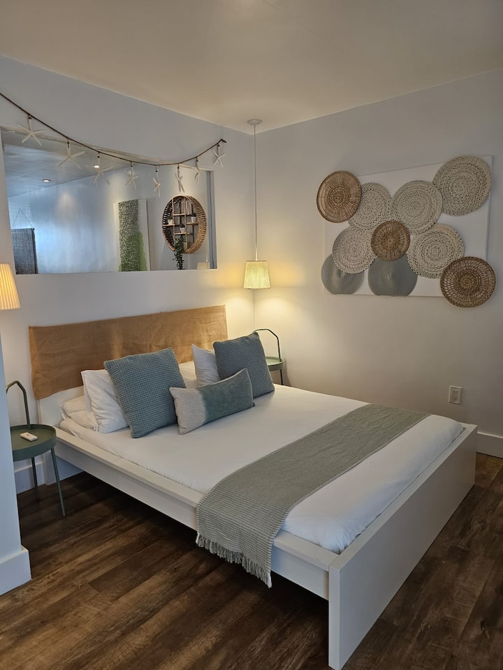 Aldo Luxury Apartment 203 (4ppl) - Miami Beach, FL