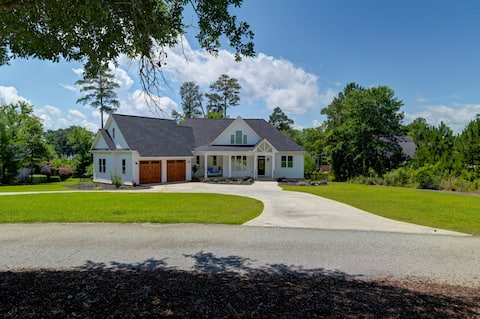 Gorgeous Lake murray home w/NEW pool and hot tub!