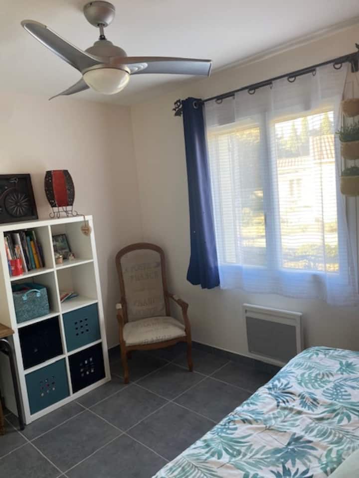 غرفة النوم 2