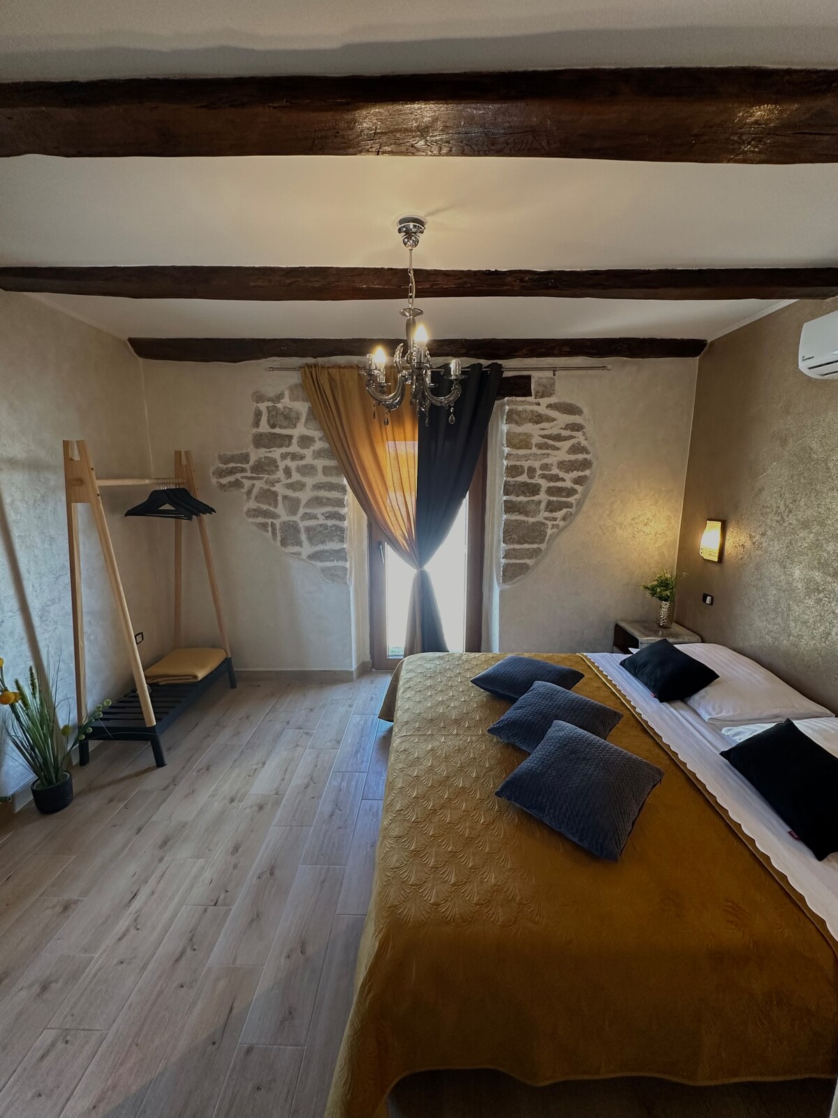 غرفة النوم 1