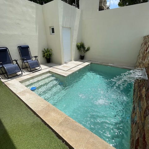 Top performing Airbnb: Luxury and comfort during your visit to Mérida! in Colonia Xcumpich