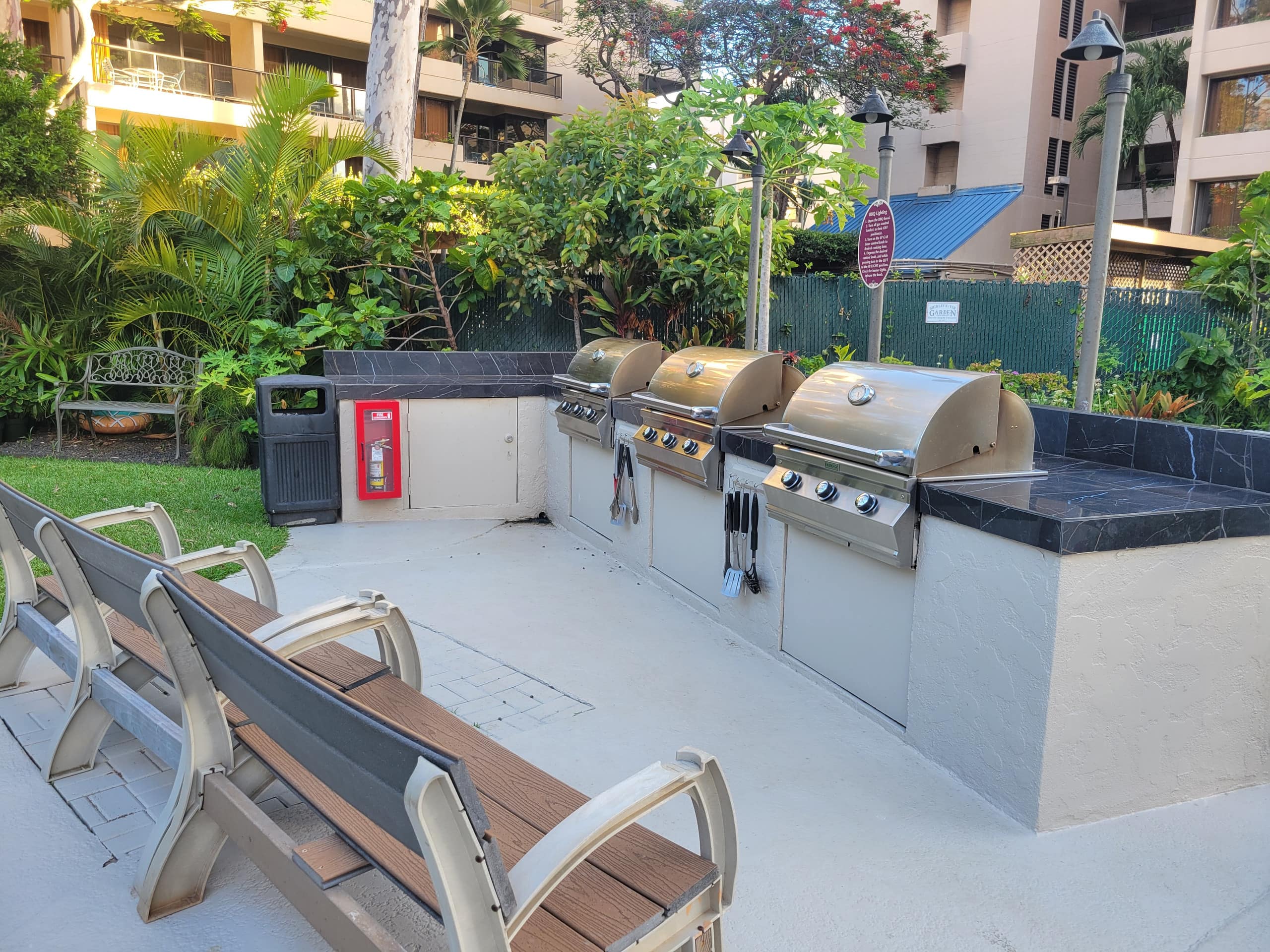 Condo in Lahaina · ★4.91 · 1 bedroom · 2 beds · 1 bath - Image 33