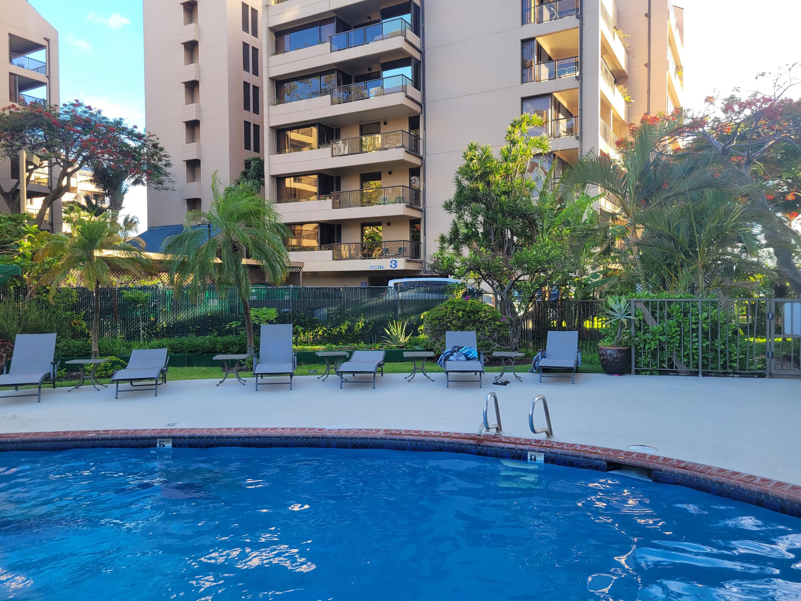 Condo in Lahaina · ★4.91 · 1 bedroom · 2 beds · 1 bath - Image 44