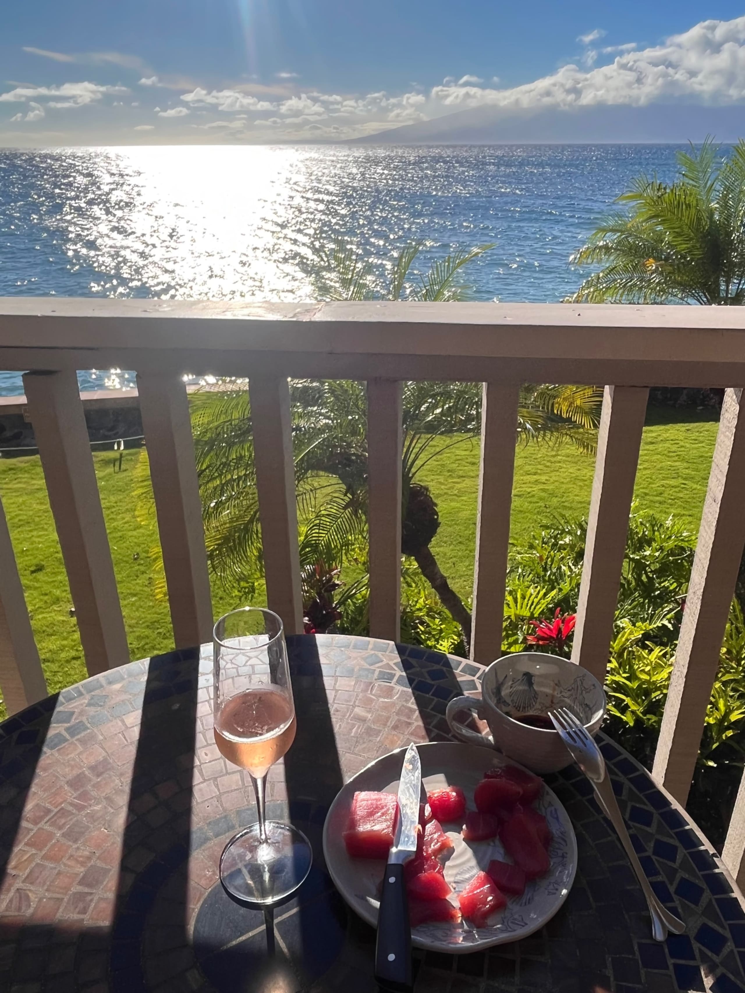 Condo in Lahaina · ★4.93 · 1 bedroom · 2 beds · 1 private bath - Image 14