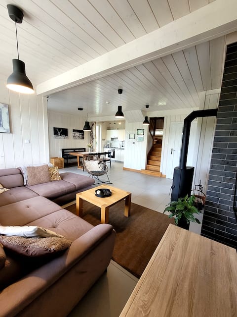 Successful Airbnb property: Tabaszówka - Apartment No. 2 Comfort on an XL scale in Gmina Krynica Zdrój