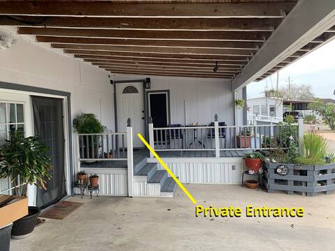 400+ Sq. Foot Apartment Private Entrance