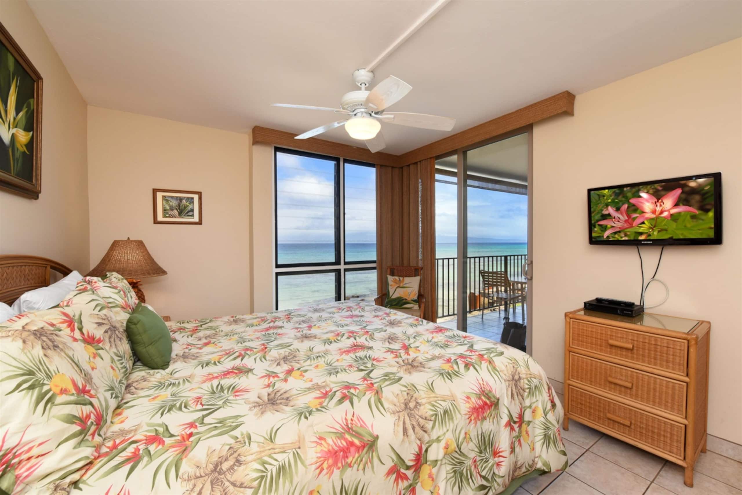 Condo in Lahaina · ★4.91 · 2 bedrooms · 1 bed · 1.5 baths - Image 12