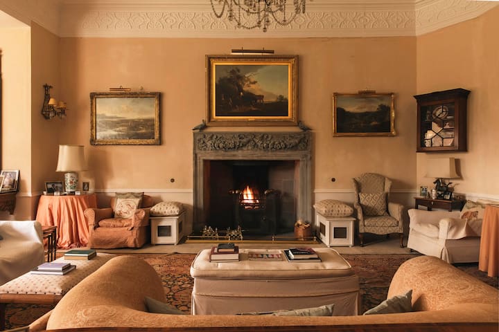 17th Century Scottish Stately Home - Elgin