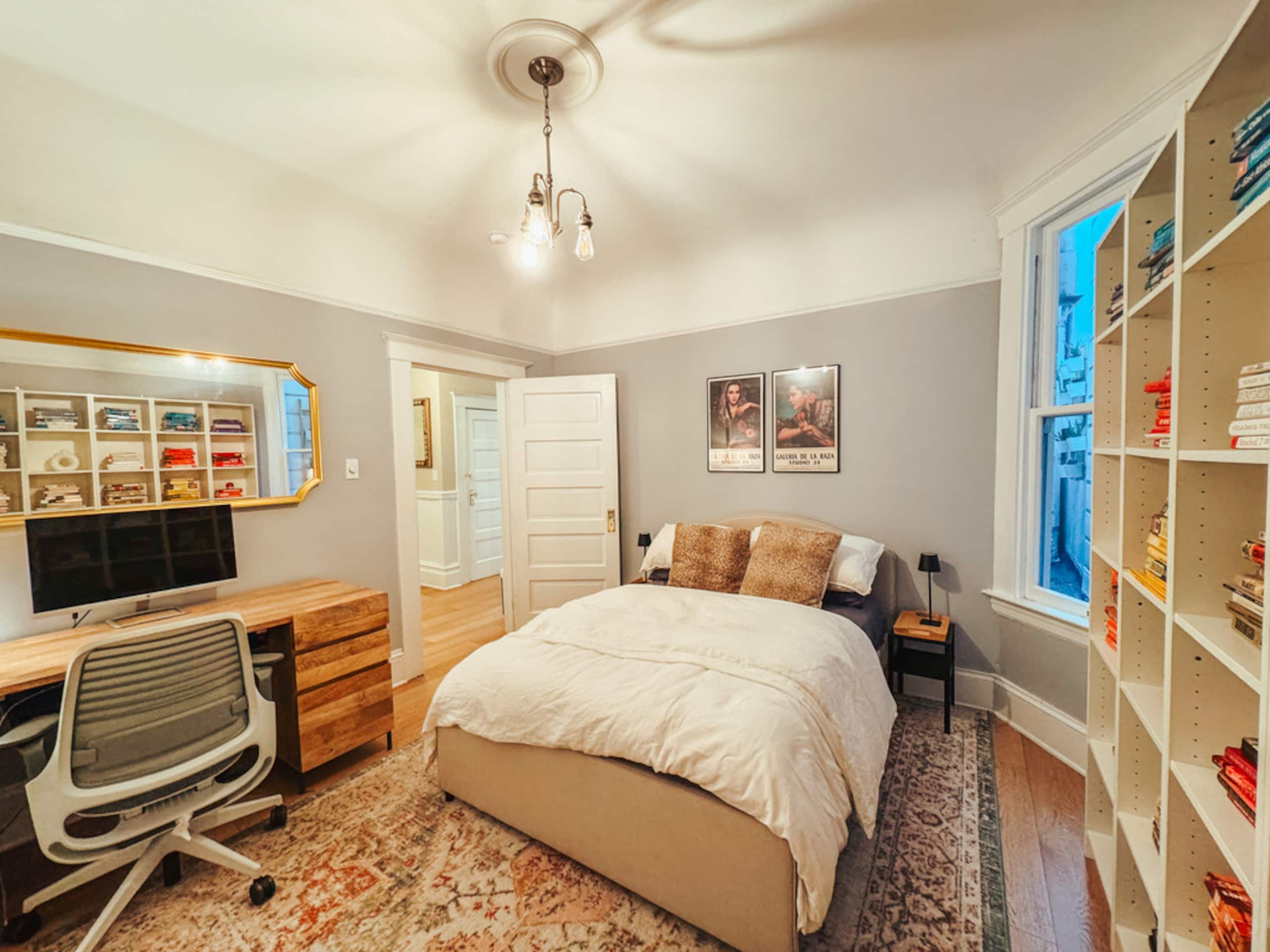 Condo in San Francisco · ★4.97 · 1 bedroom · 2 beds · 1 bath - Image 20