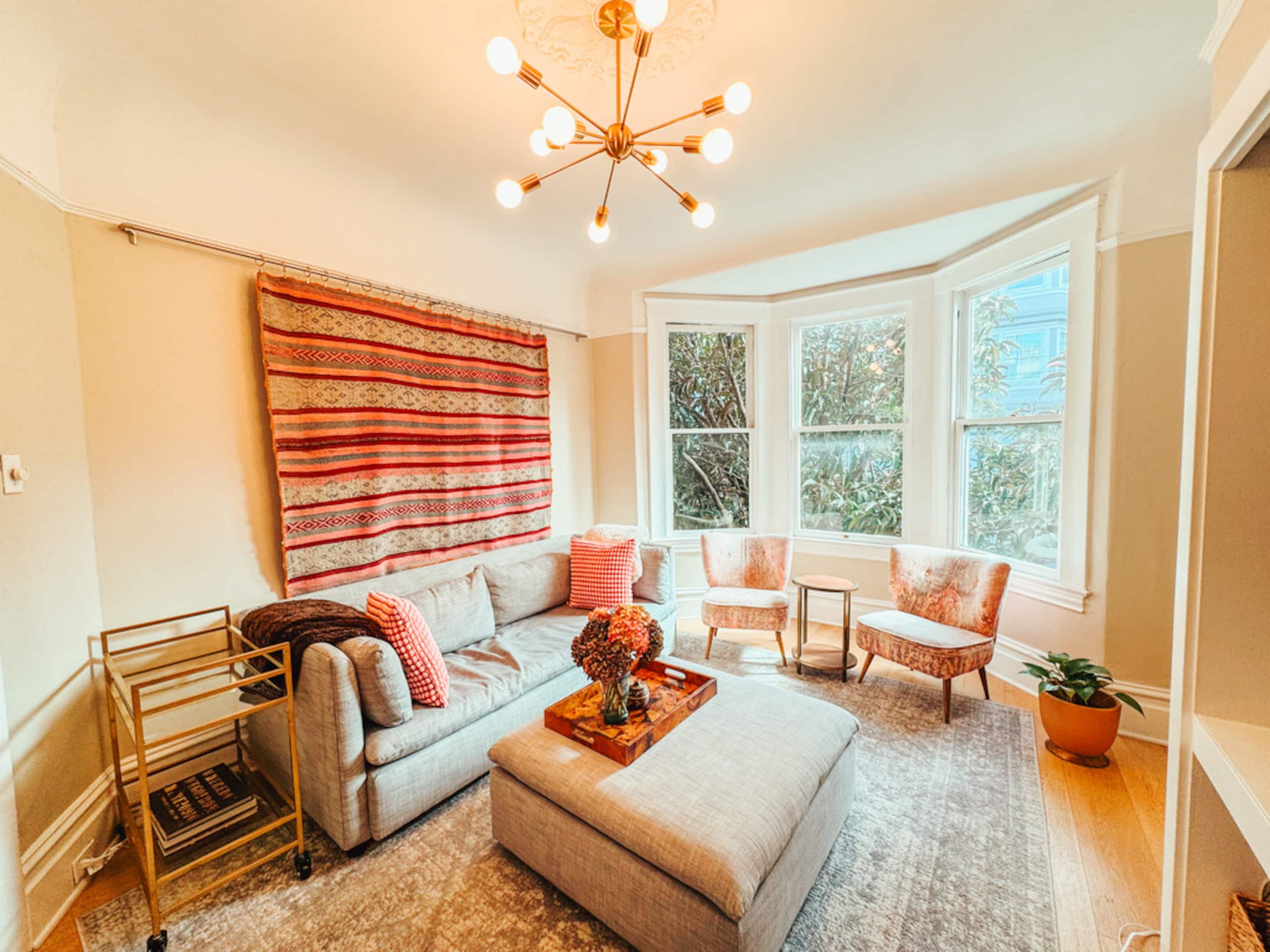 Condo in San Francisco · ★4.97 · 1 bedroom · 2 beds · 1 bath - Image 6