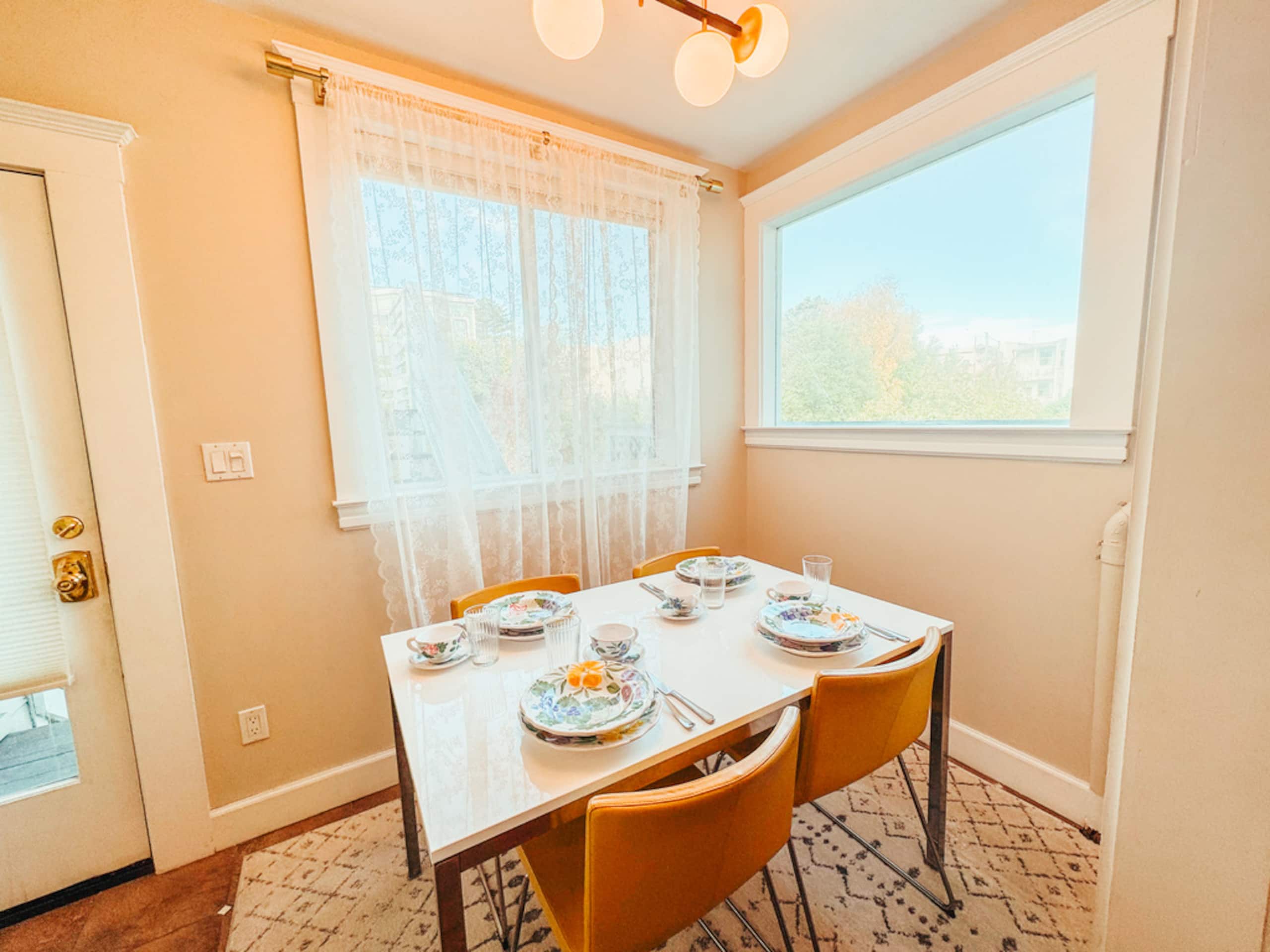 Condo in San Francisco · ★4.97 · 1 bedroom · 2 beds · 1 bath - Image 16