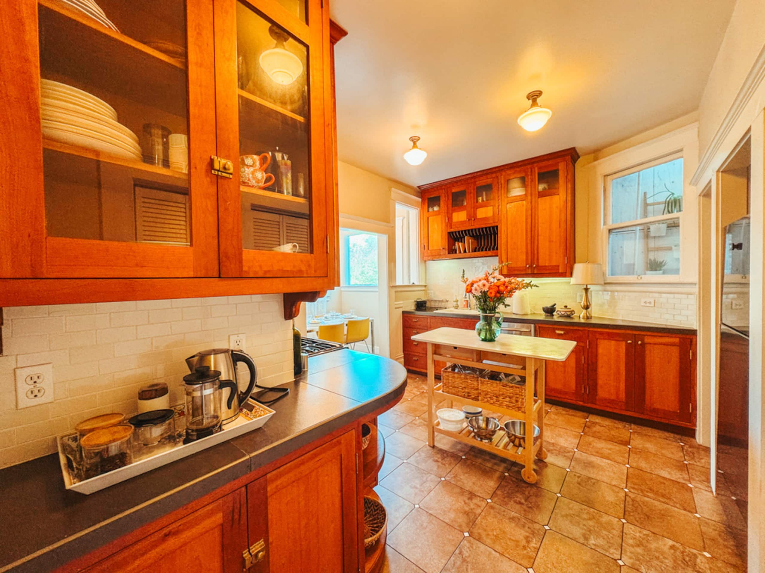 Condo in San Francisco · ★4.97 · 1 bedroom · 2 beds · 1 bath - Image 8