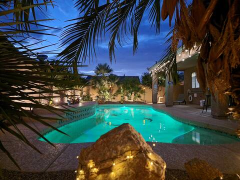5 Bedroom House with Pool