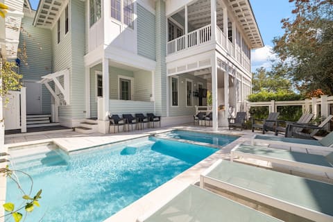 Pool, LSV, Bikes! NEXT to Camp WC! Pet Friendly!