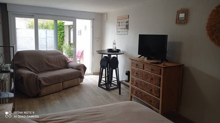 Ravissante Chambre Avec Piscine - Montrond-les-Bains