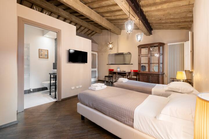 Firenze Rentals Cavour 37 – Two Bedrooms Apt gallery image 4