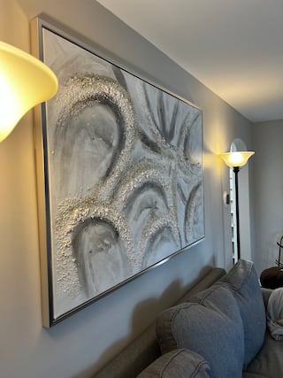 Peaceful Brick Home •Long & Short Stays + Parking, photo 4 of 38