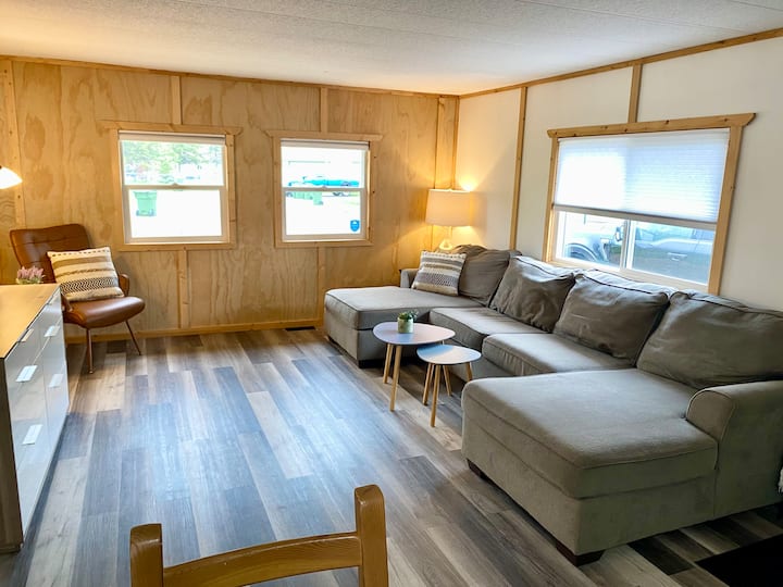 Cabin At The Lake, Backing Peaceful Farm Land - Alberta