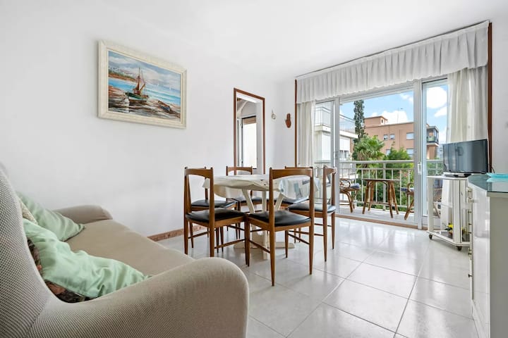 Apartamento A 20 Metros De La Playa. - Reus