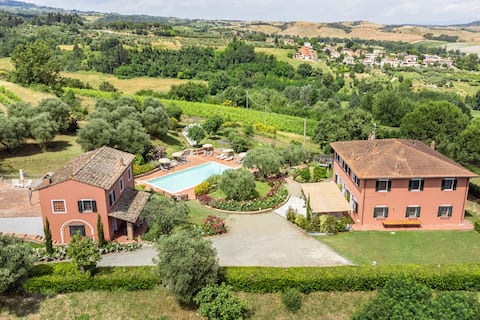 Villa Boscone By MMega