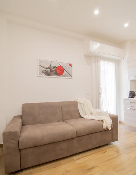 Top performing Airbnb: Casa TITTA: Pavia near [hospitals and universities] in Pavia
