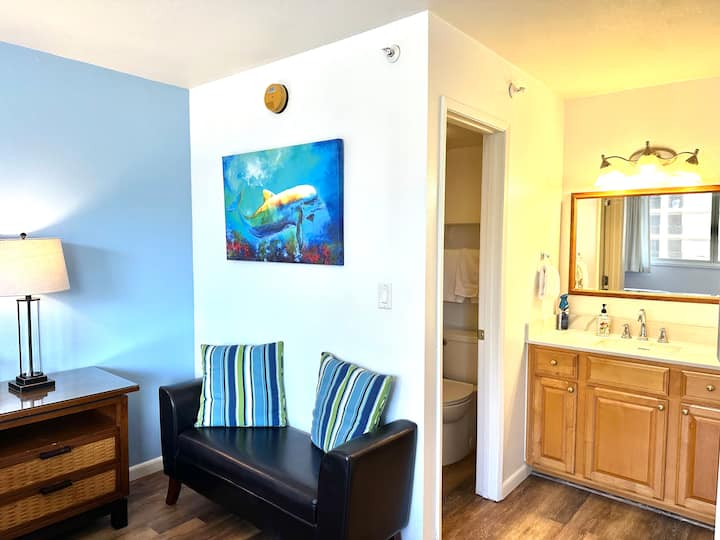 חדר שינה ראשי עם מיזוג אוויר מרכזי