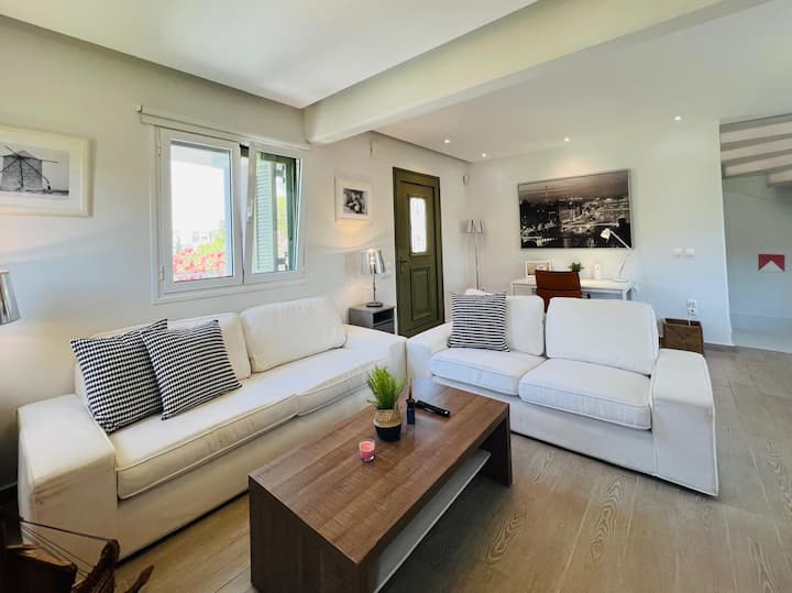 Beach Villa @ St. John's Area, 4bdr + Pool - Lefkada