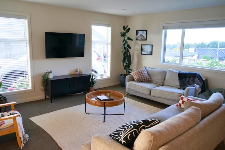 Beautiful Whānau Friendly 3 Bedroom Home - タウランガ