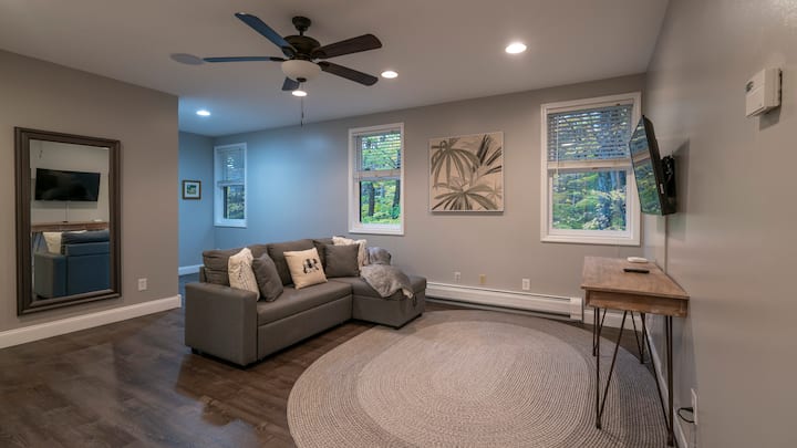 ชั้นบน - พื้นที่ห้องนั่งเล่น