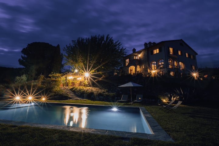 Breathtaking Adjoining Apts On Exclusive Estate - Italie