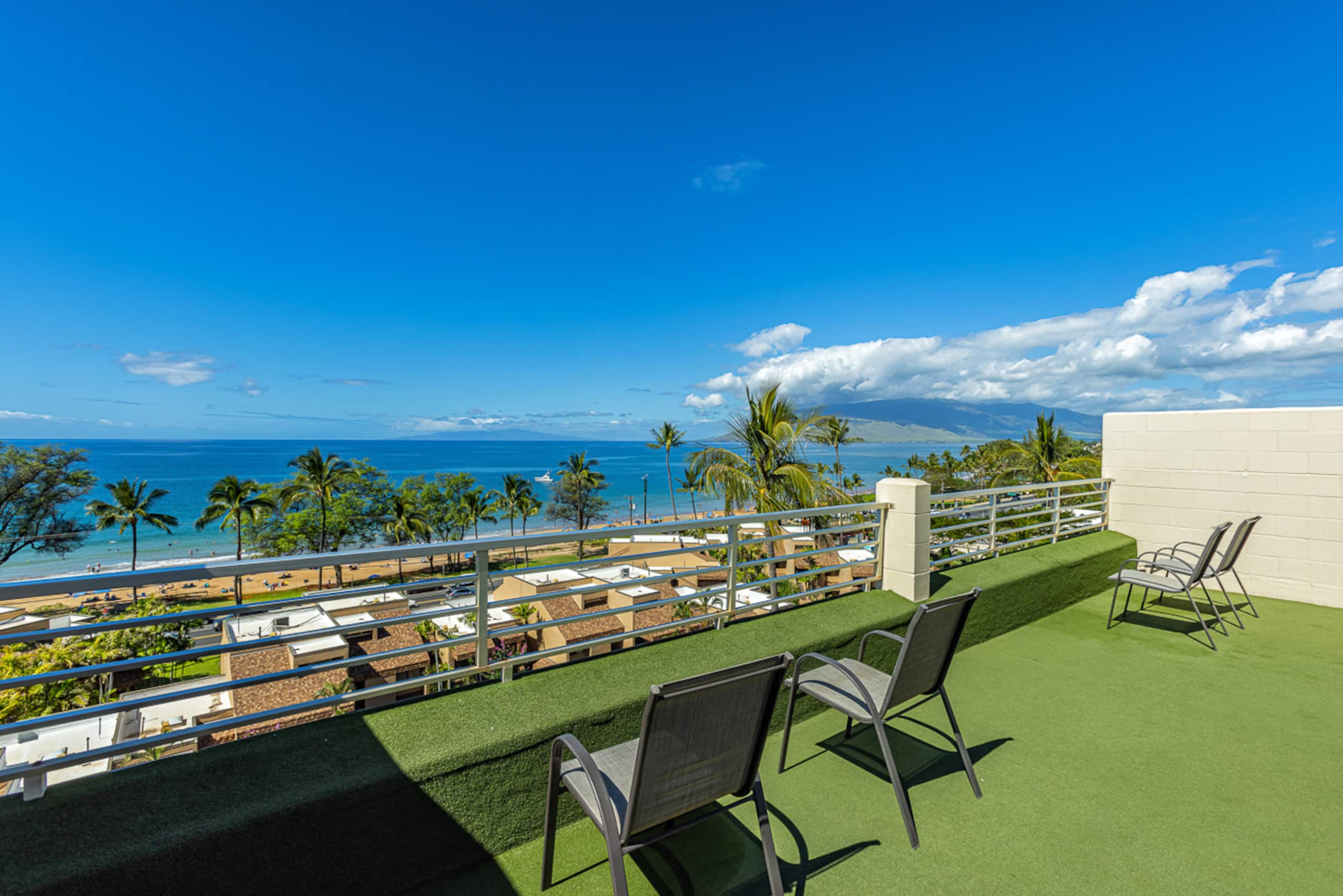 Condo in Kihei · ★4.94 · 2 bedrooms · 3 beds · 2 private baths - Image 24