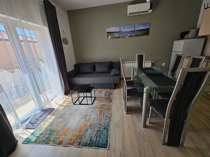 Apartment Kristina - Grey - Pula