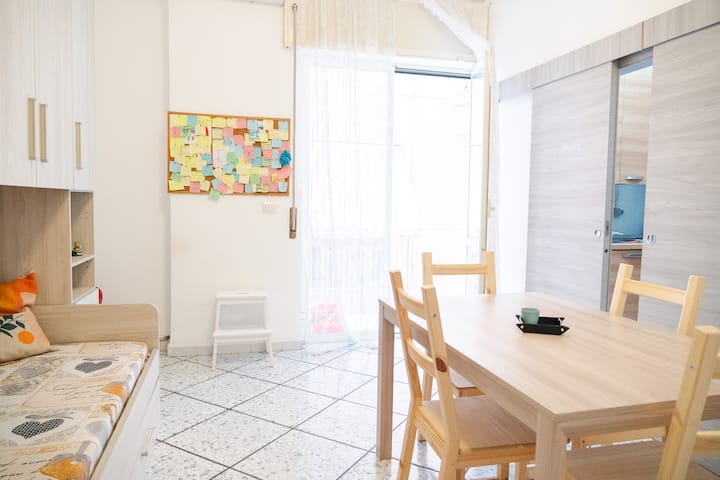 ✯ Cozy 2-bedroom Unit In The Heart Of Napoli ✯ - Nápoles