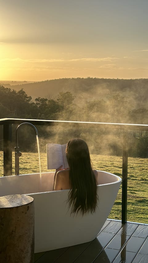 Luxury (Woora) Glamping Tent with stunning views
