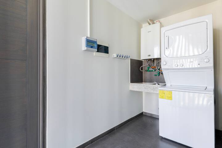 Capitalia | Premium 3BR in Polanco w/ balcony gallery image 3