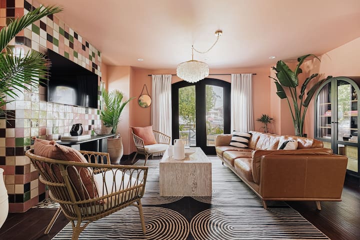 Speakeasy 3BR w/ Hot Tub & Free Parking