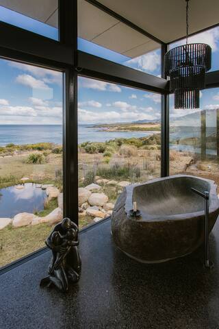 Grand Design home on the East Coast of Tasmania gallery image 2