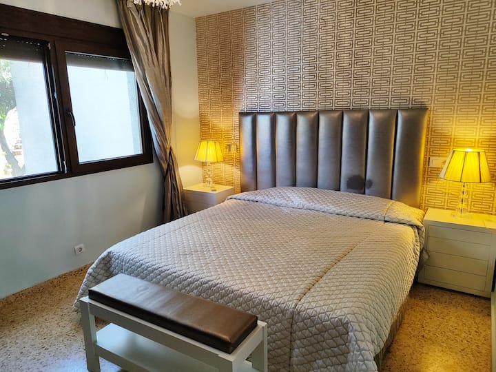 غرفة النوم 1