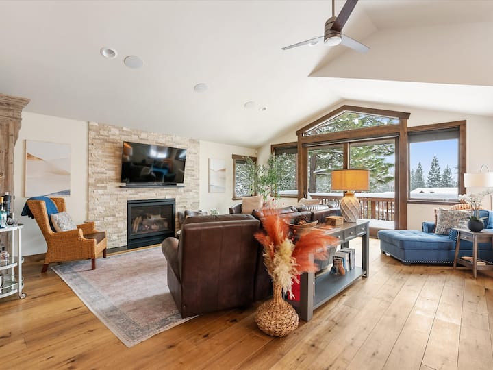 Mountain Luxe | Steam Shower | Gourmet Kitchen - Incline Village