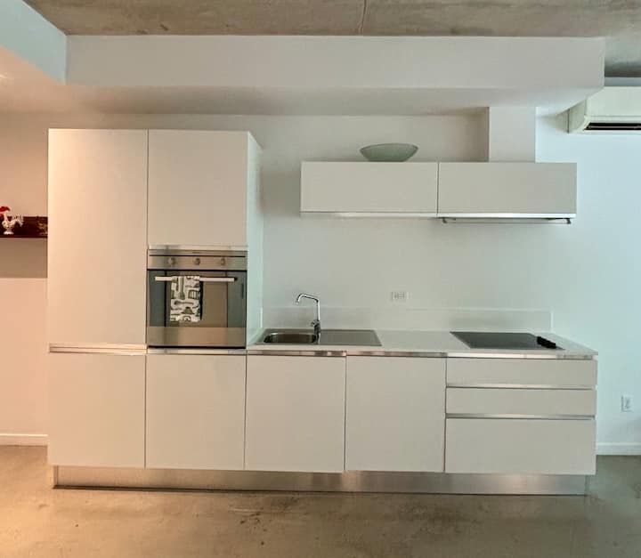 D - 05 Loft - Montreal