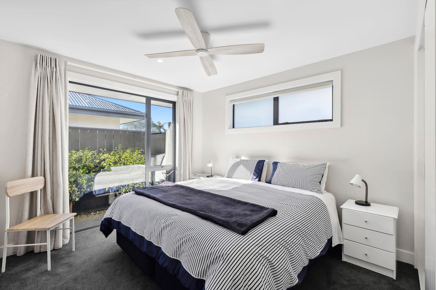 Modern, Sunny, Central 3