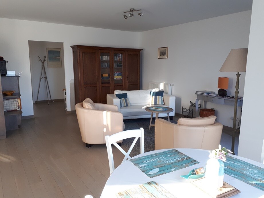 Successful Airbnb property: Sea-facing single-story apartment - Les Sylphes in Pornic