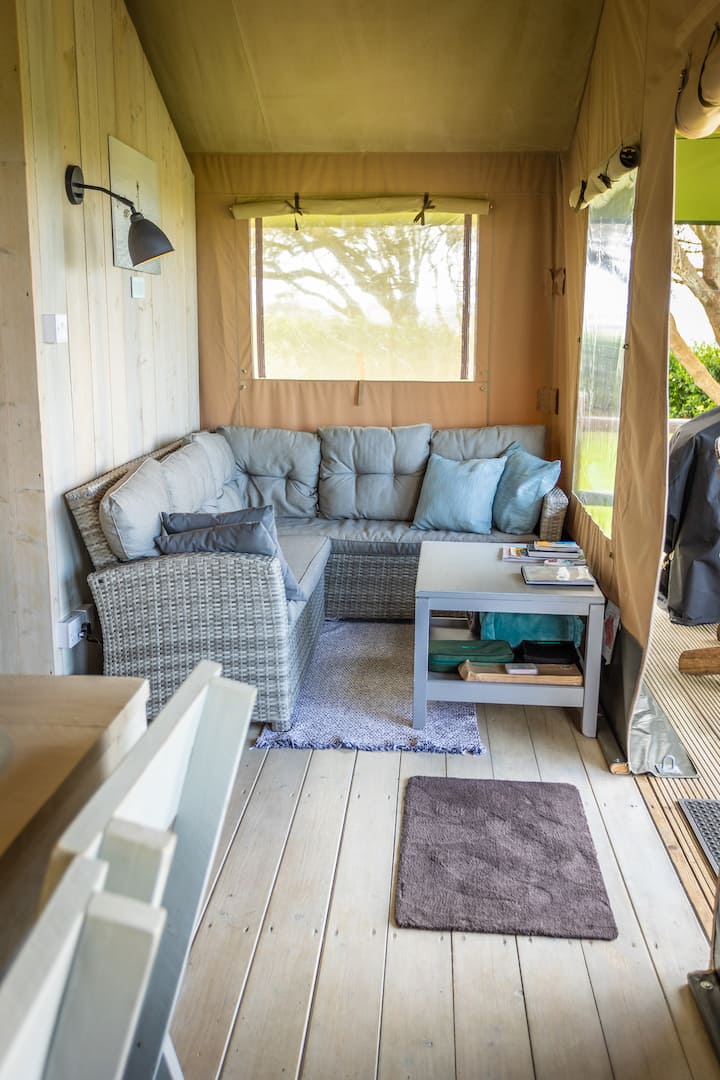 Safari Tent, Panoramic Sea Views - Guernsey